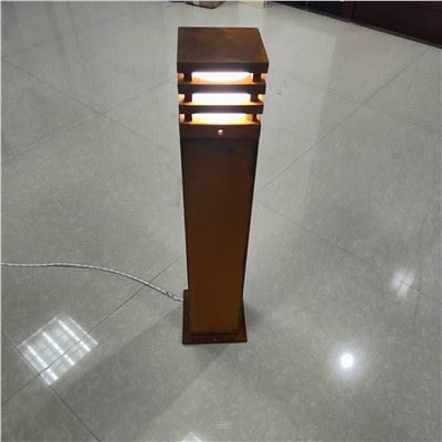 Bollard Led vuông làm bằng thép Corten