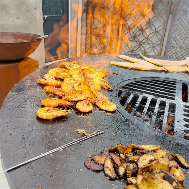 Outdoor Kitchen Corten Steel Fireplace Plancha Grill Smoker BBQ Grill