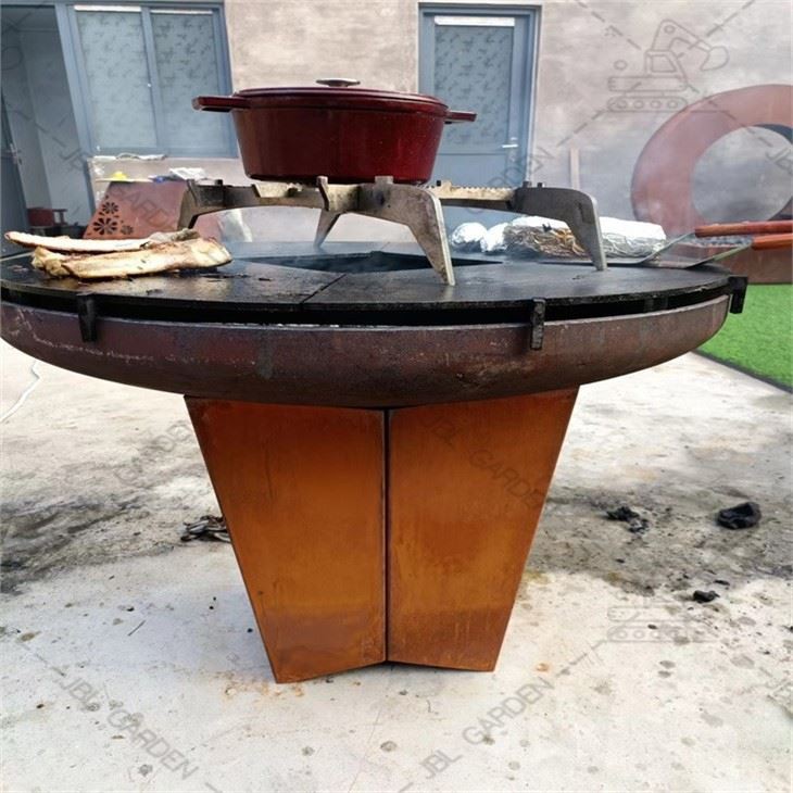 Barbecue Grill Fire Pit