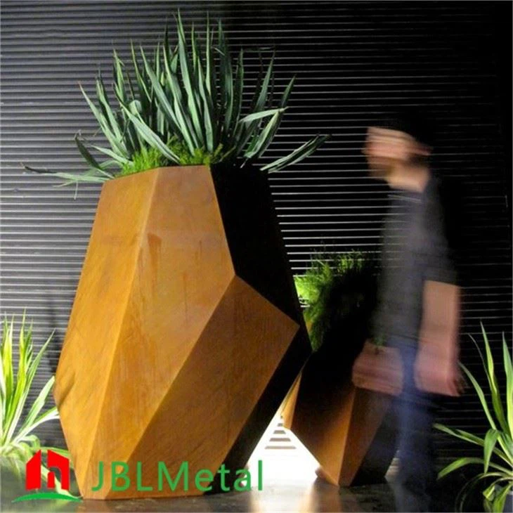 Hộp nhôm trồng cây ngoài trời
