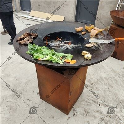 5-10 Người nướng thịt nướng