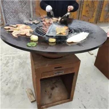 Lò sưởi nấu ăn ở sân sau
