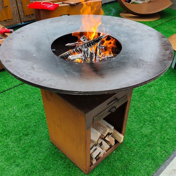 Outdoor Charcoal BBQ Grills
