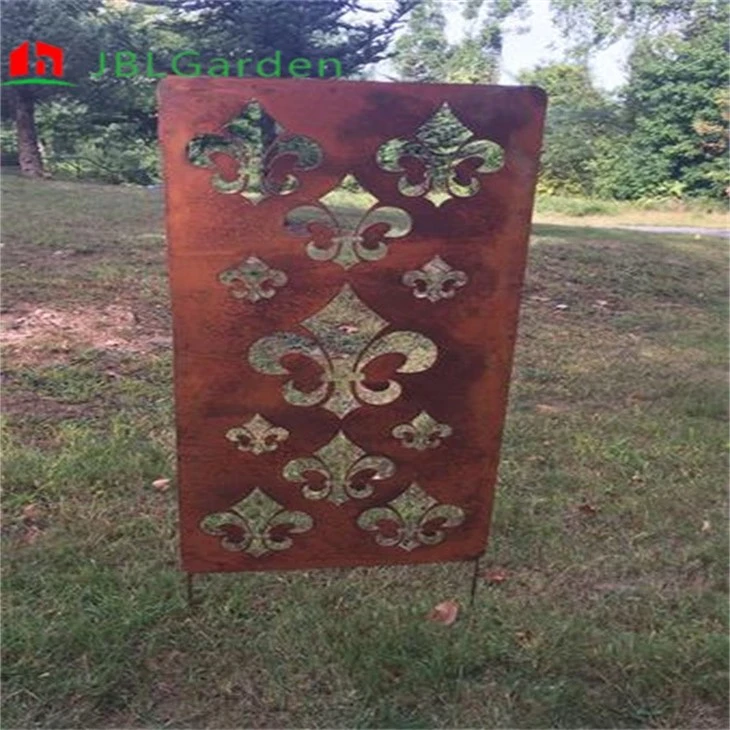 Customized Garden Partition