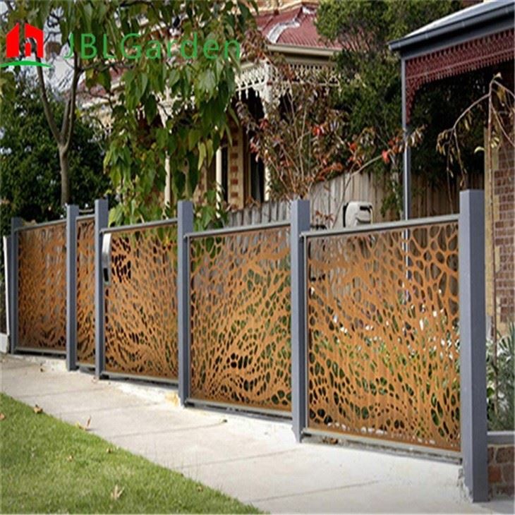 Customized Garden Partition