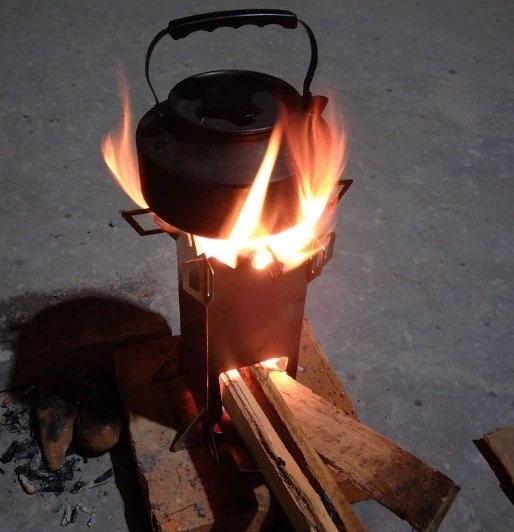 Mini Card Rocket Stove