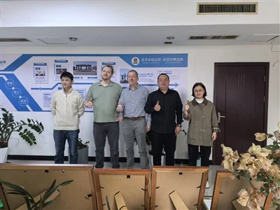 Khách hàng Ba Lan đến thăm công ty và nhà máy của chúng tôi