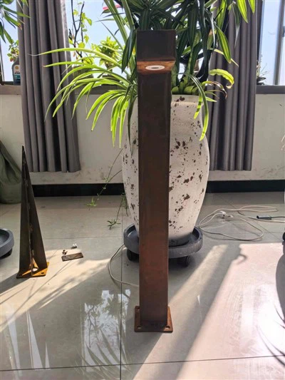 Đèn tăng đột biến thép Corten