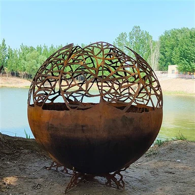 Quả cầu lửa thép Corten ngoài trời