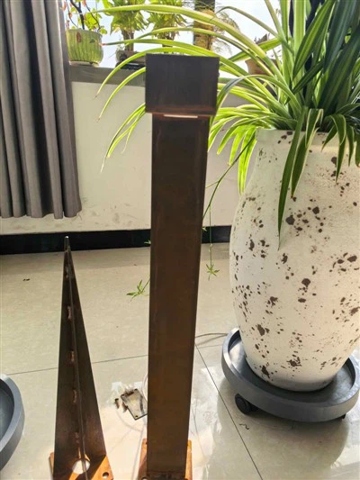Đèn cột màu rỉ sét-